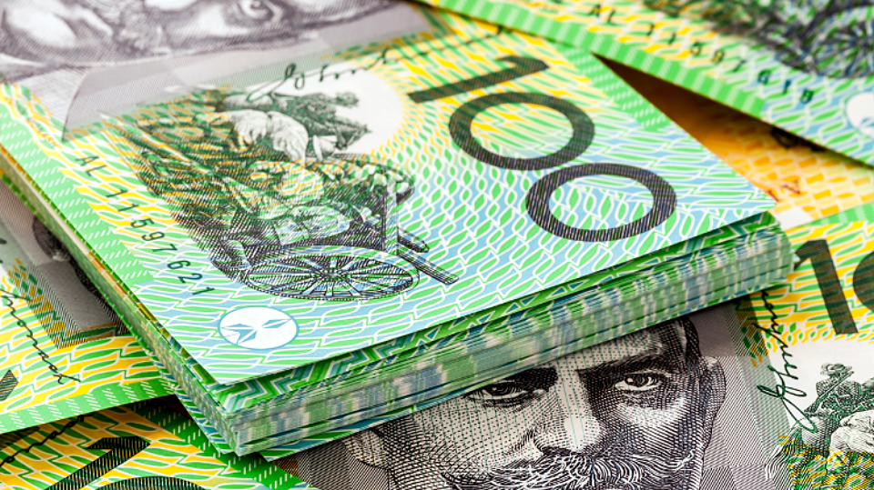 16:9 100 dollar bill istock